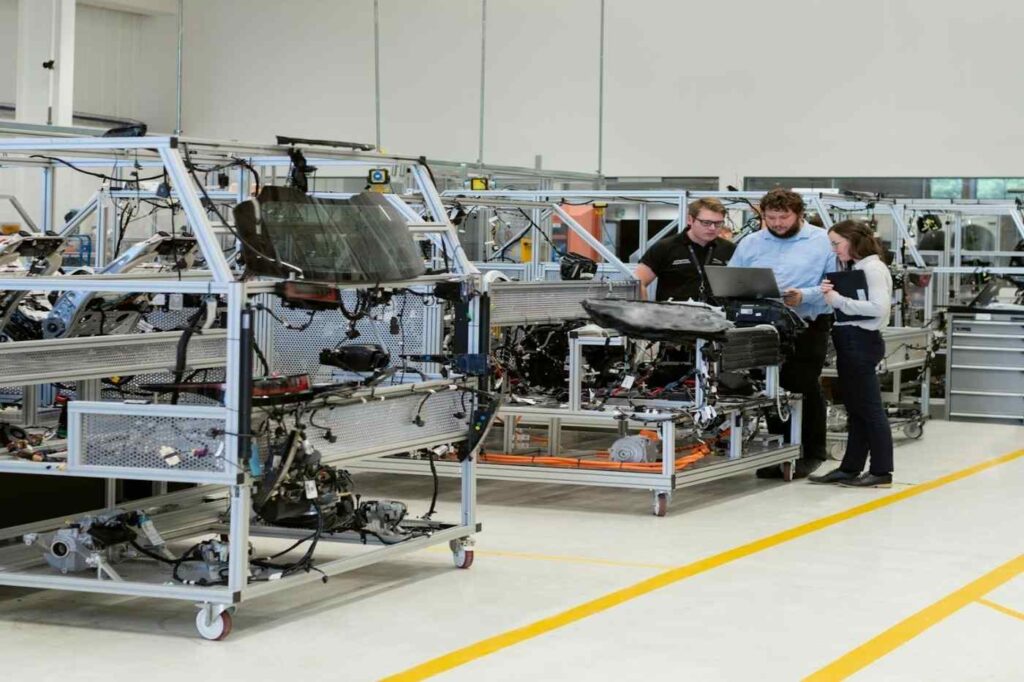 Best LMS for Manufacturing Companies