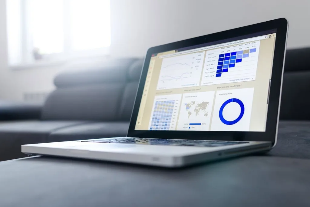 lms reporting and analytics platforms