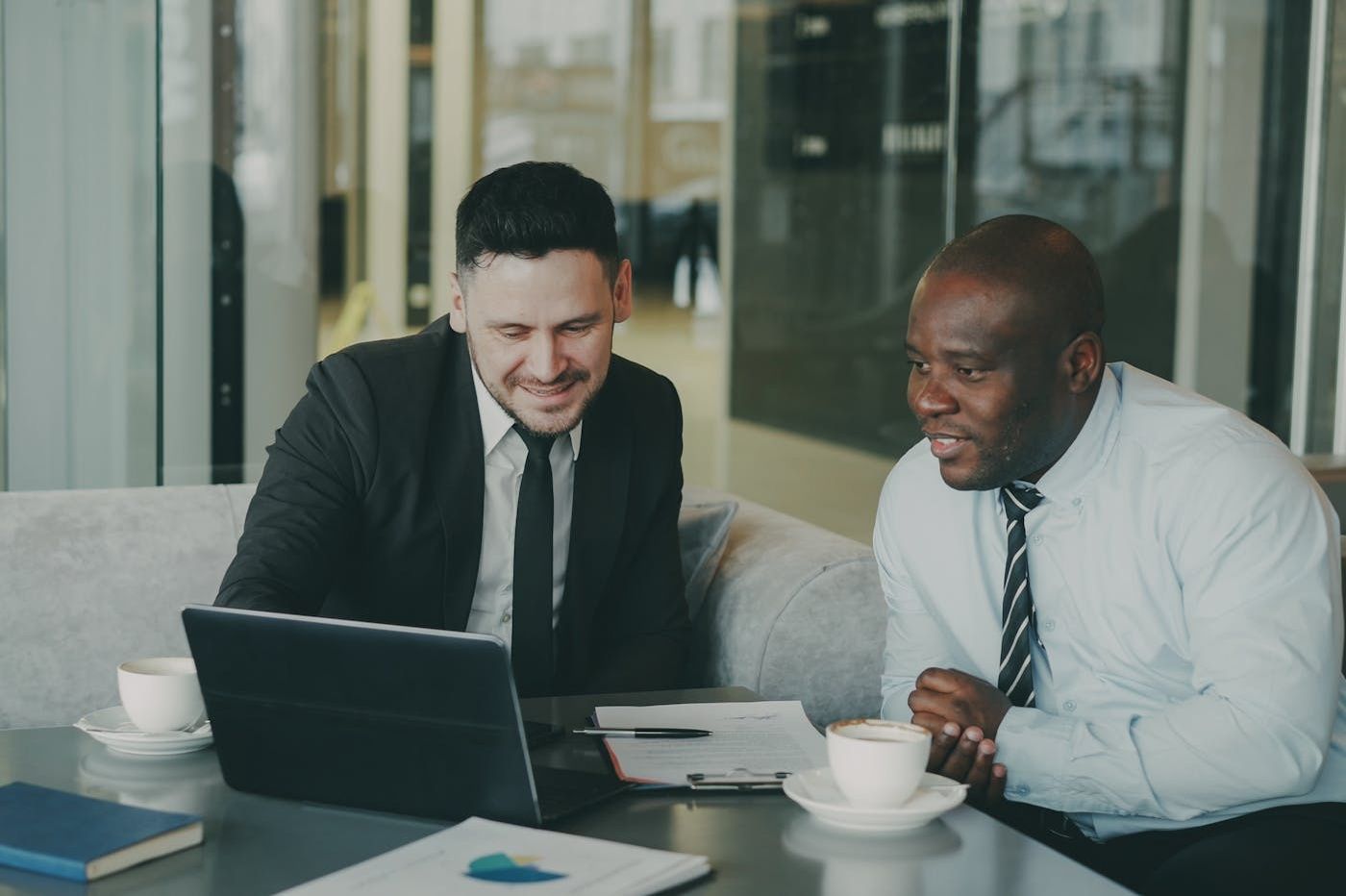 schoox alternatives for hospitality training