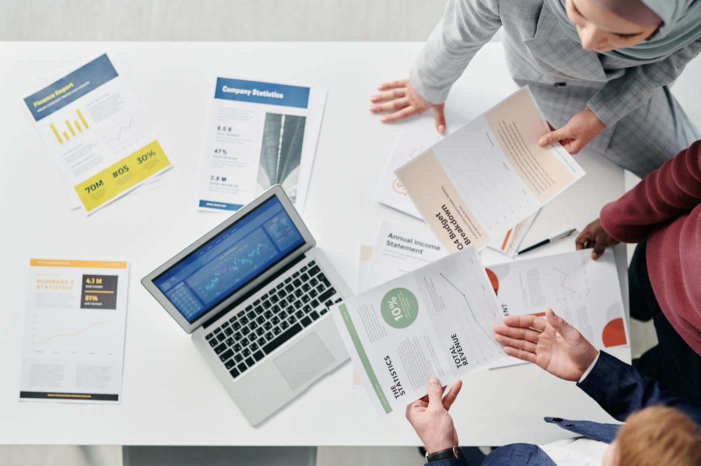 training-company-benchmarks-report