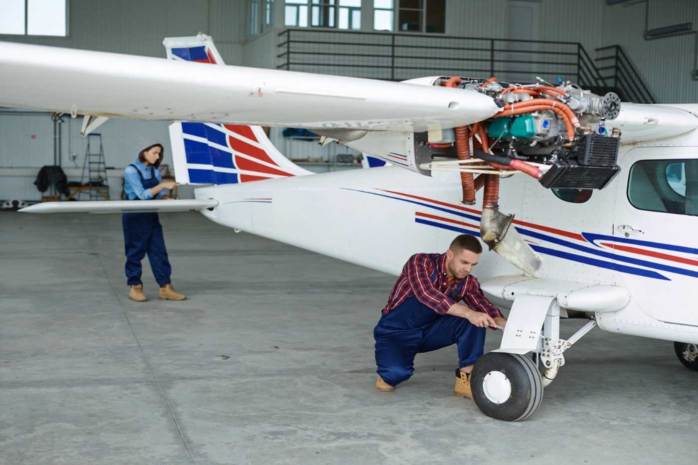 aircraft-maintenance-training-software