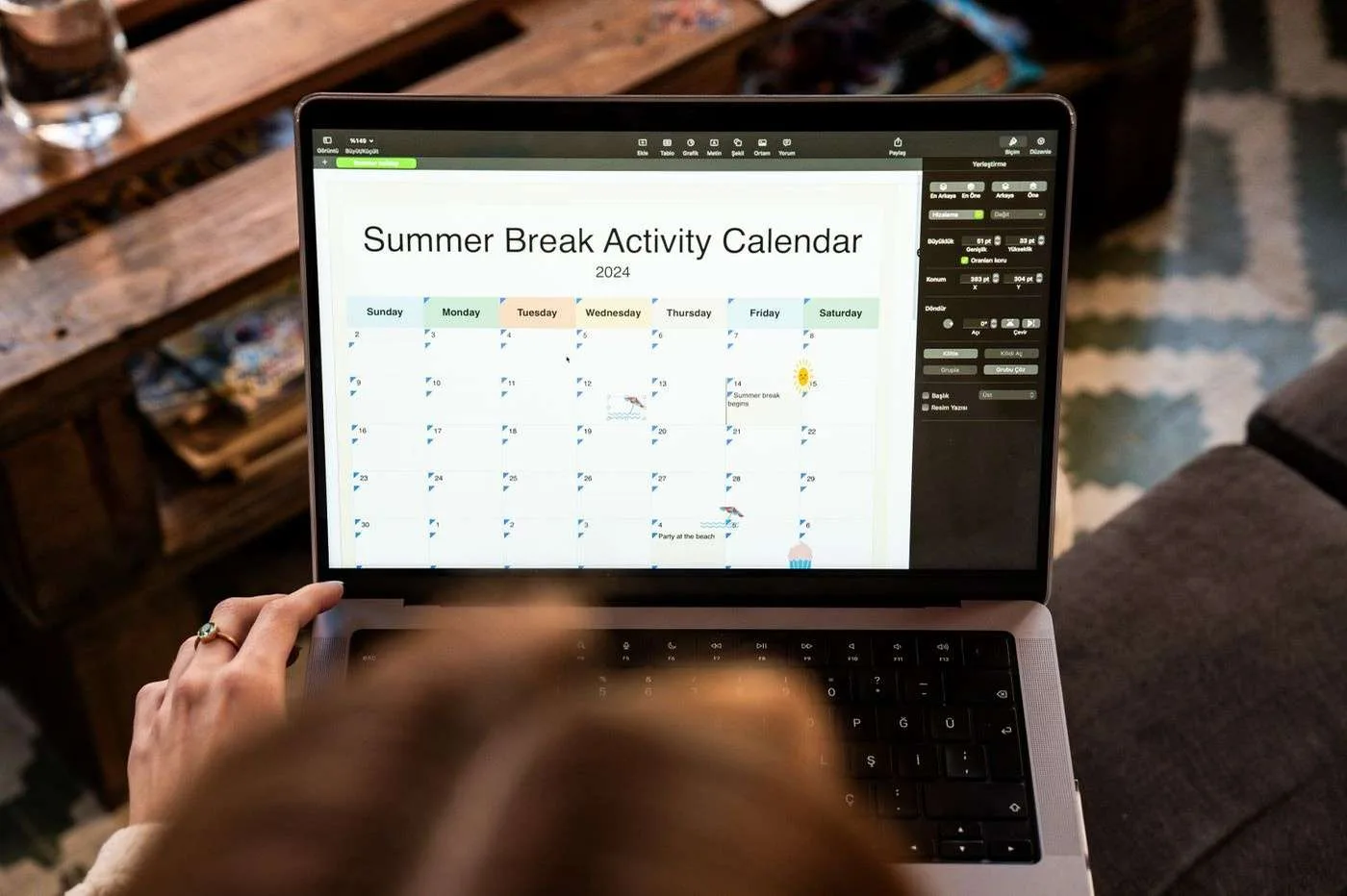 seasonal-workforce-training-scheduling
